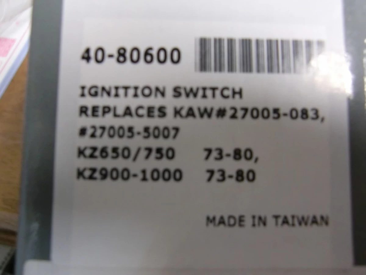 40-80600　イグニッションスイッチ　カワサキZ1/KZ 　EMGO製　新品(在庫あり