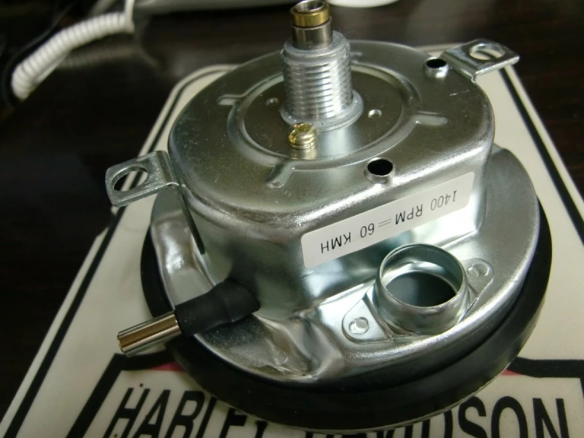 19376 ハーレー スピードメーター キロ220 表示 ( メーター