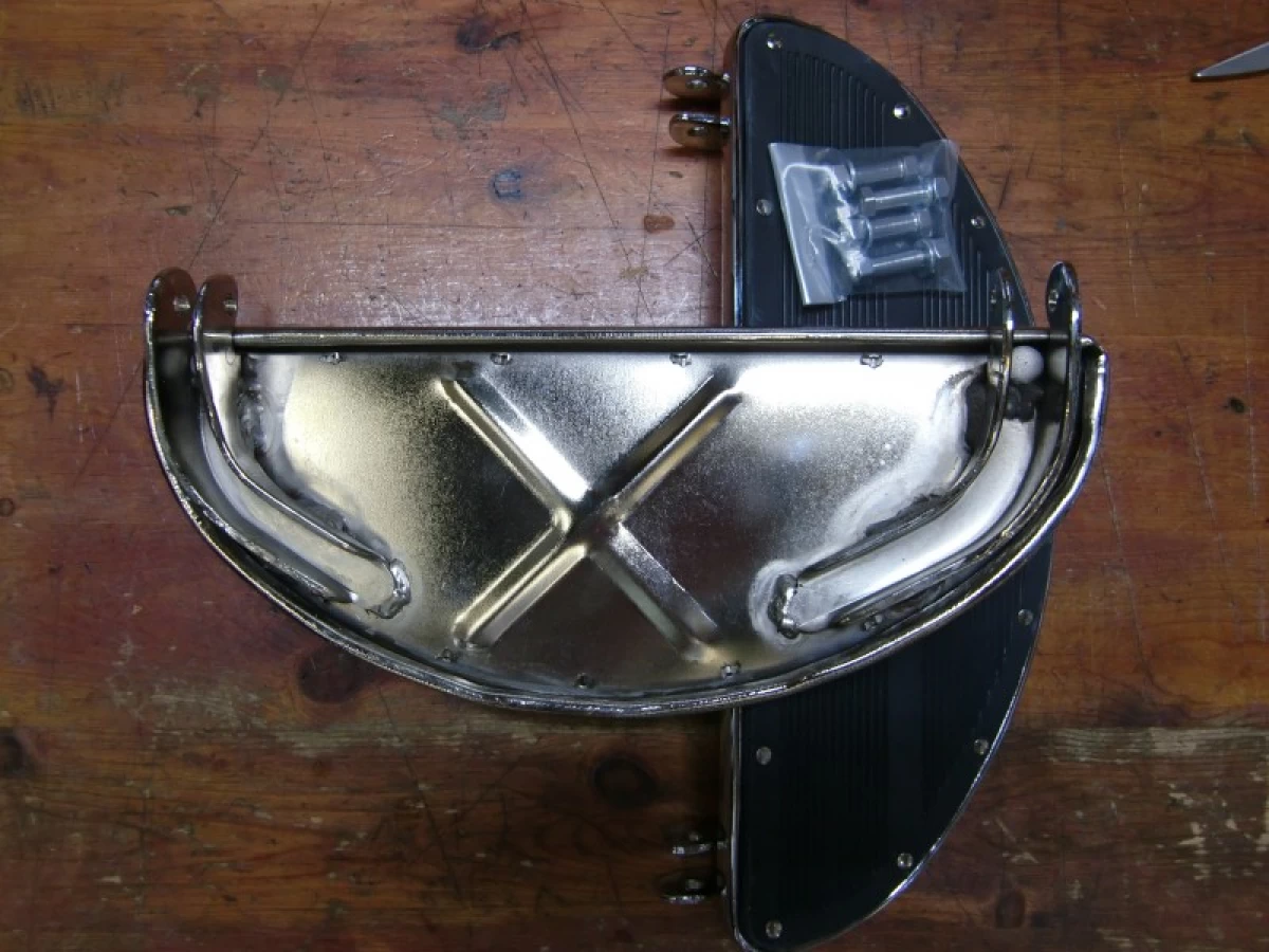 45405　パウコビンテージハーフフロアーボードクローム、1940-84FLモデル