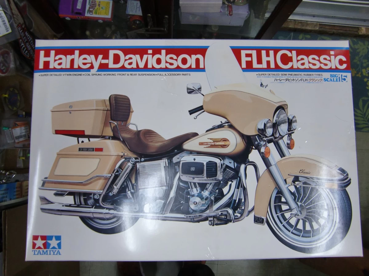 48-0651 1979 FLH ショベルビッグスケールディスプレイモデル　(在庫のみ
